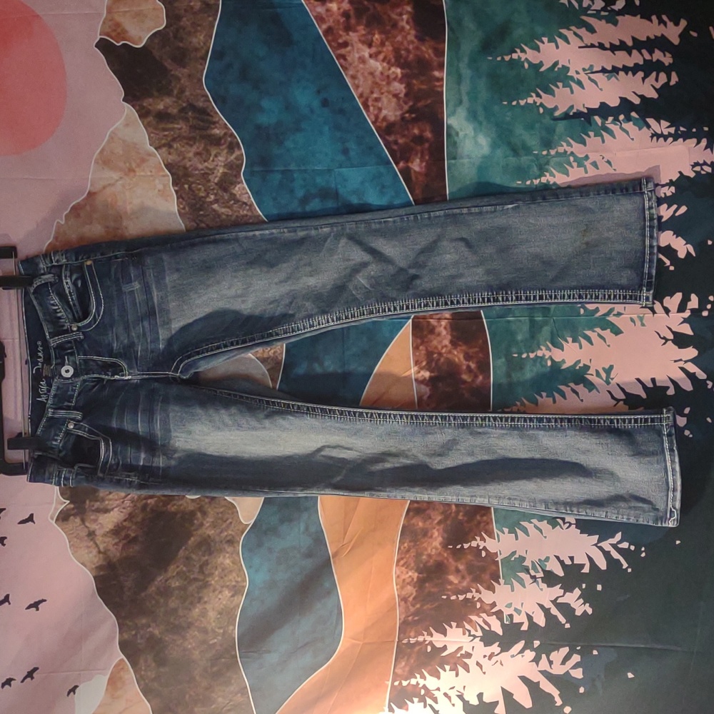 Ariya Y2K jeans 5/6 distressed blue embroidered patch pocket